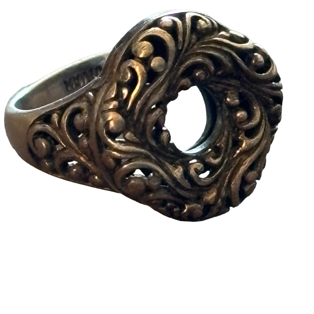 Elegant Sterling Silver Filigree Ring